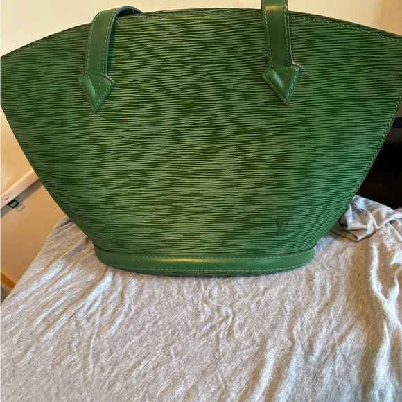 Louis Vuitton Saint Jacques PM – Borneo Green Epi Leather - Picture 1 of 10